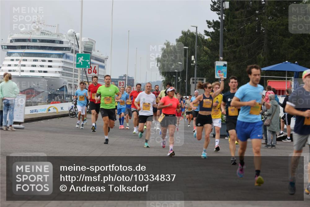 13.09.2026 - Kiel Lauf Andreas Tolksdorf http://msf.ph/oto/10334837 13.09.2026 09:52:39 Kiellinie 3, 5035, 84, 3, 10358, 10520, 601, 0140 meine-sportfotos.de