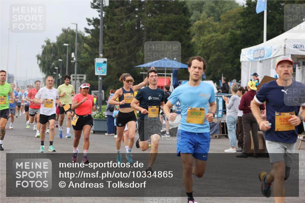 13.09.2026 - Kiel Lauf Andreas Tolksdorf http://msf.ph/oto/10334865 13.09.2026 09:52:40 Kiellinie 426, 10358, 10520, 601, 5584, 526 meine-sportfotos.de