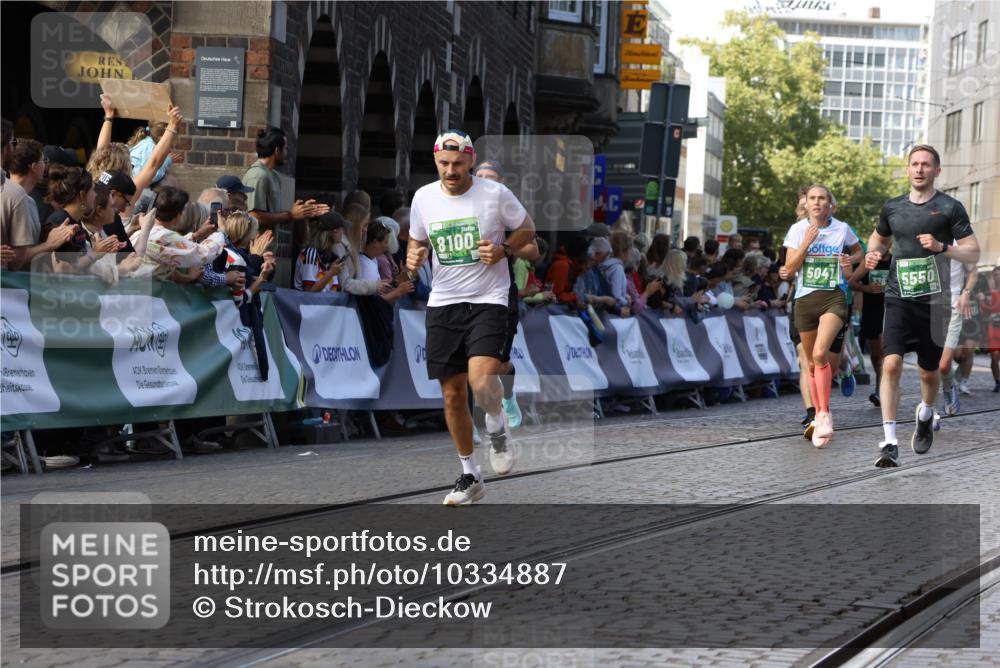 13.09.2026 - 21. swb-Marathon Bremen Strokosch-Dieckow http://msf.ph/oto/10334887 13.09.2026 13:17:30 Ziel 2052, 3246, 4156, 4805, 6095, 6624, 6704, 6734, 6759, 6953, 7284, 8111, 8418, 8858, 560, 771, 1297, 2008, 2125, 2234, 2812, 3760, 4171, 4498, 4499, 4620, 5041, 5550, 5817, 7901, 8100, 8250, 9400, 9505, 13107 meine-sportfotos.de