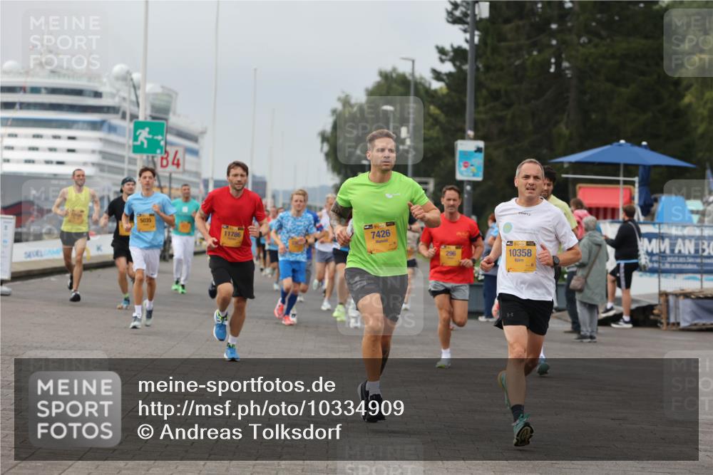 13.09.2026 - Kiel Lauf Andreas Tolksdorf http://msf.ph/oto/10334909 13.09.2026 09:52:42 Kiellinie 5035, 84, 11786, 38, 7426, 296, 38, 10358, 30 meine-sportfotos.de
