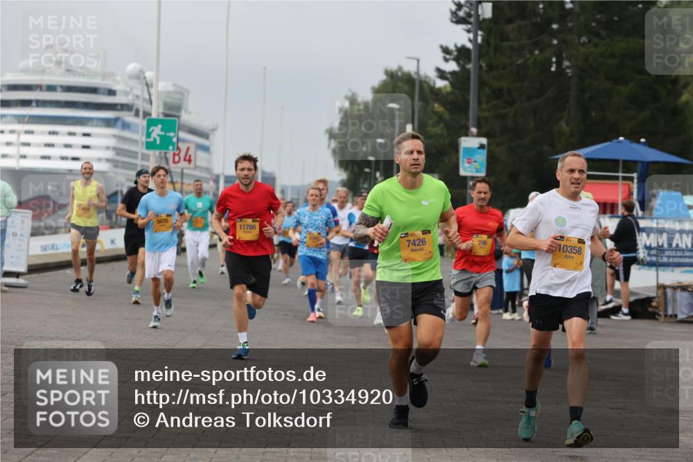 13.09.2026 - Kiel Lauf Andreas Tolksdorf http://msf.ph/oto/10334920 13.09.2026 09:52:42 Kiellinie 12000, 84, 5035, 11786, 7426, 296, 100, 10358 meine-sportfotos.de