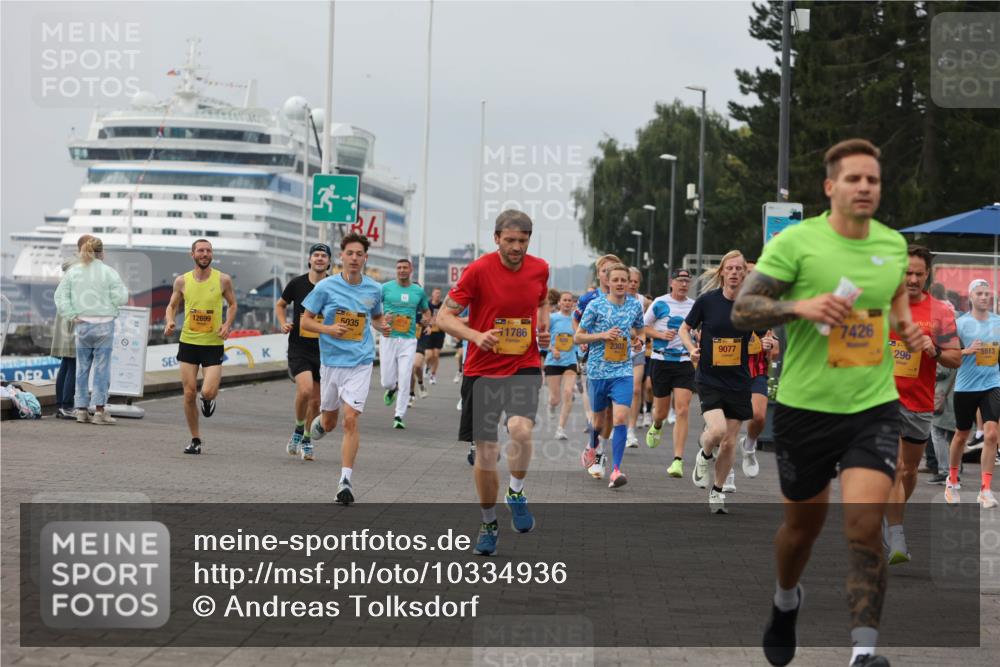 13.09.2026 - Kiel Lauf Andreas Tolksdorf http://msf.ph/oto/10334936 13.09.2026 09:52:43 Kiellinie 12699, 3, 34, 5035, 11786, 9077, 7426, 296, 5513 meine-sportfotos.de