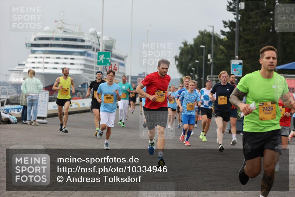 13.09.2026 - Kiel Lauf Andreas Tolksdorf http://msf.ph/oto/10334946 13.09.2026 09:52:43 Kiellinie 13, 4, 12699, 5035, 11786, 9077, 7426, 6 meine-sportfotos.de