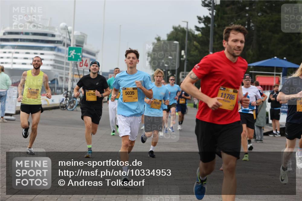 13.09.2026 - Kiel Lauf Andreas Tolksdorf http://msf.ph/oto/10334953 13.09.2026 09:52:46 Kiellinie 12699, 34, 12745, 38, 5035, 3518, 11786, 9 meine-sportfotos.de