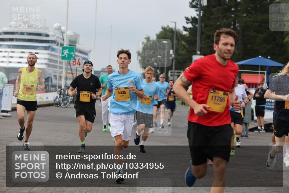 13.09.2026 - Kiel Lauf Andreas Tolksdorf http://msf.ph/oto/10334955 13.09.2026 09:52:46 Kiellinie 34, 12699, 12745, 38, 5035, 3518, 11786 meine-sportfotos.de