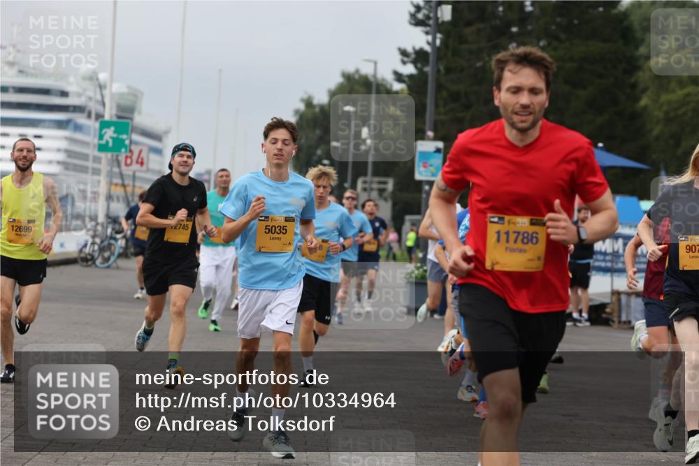 13.09.2026 - Kiel Lauf Andreas Tolksdorf http://msf.ph/oto/10334964 13.09.2026 09:52:46 Kiellinie 139, 12699, 2745, 38, 5035, 11786, 907 meine-sportfotos.de