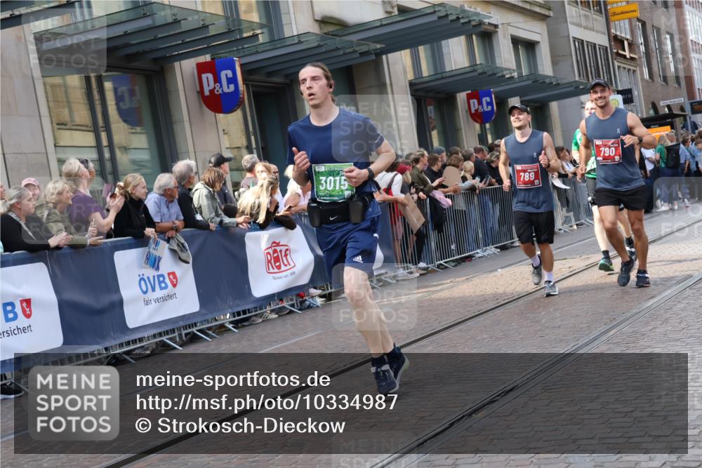 13.09.2026 - 21. swb-Marathon Bremen Strokosch-Dieckow http://msf.ph/oto/10334987 13.09.2026 13:24:37 Ziel 282, 972, 1080, 1264, 1516, 2280, 2322, 2761, 3015, 3105, 4091, 4113, 4198, 4262, 4277, 4507, 4918, 4973, 5664, 6079, 6360, 6544, 6626, 6807, 6943, 7409, 7854, 8245, 8853, 9073, 9152, 9360, 10103, 282, 789, 790, 1250, 1582, 2295, 3375, 3524, 3994, 4000, 4559, 5328, 5572, 5668, 5669, 5929, 5953, 6080, 7156, 7568, 8310, 8415, 8636, 8784, 8881, 9264, 9541, 9573, 9676, 10069, 10071, 10097 meine-sportfotos.de