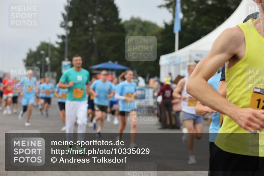 13.09.2026 - Kiel Lauf Andreas Tolksdorf http://msf.ph/oto/10335029 13.09.2026 09:52:50 Kiellinie 12 meine-sportfotos.de