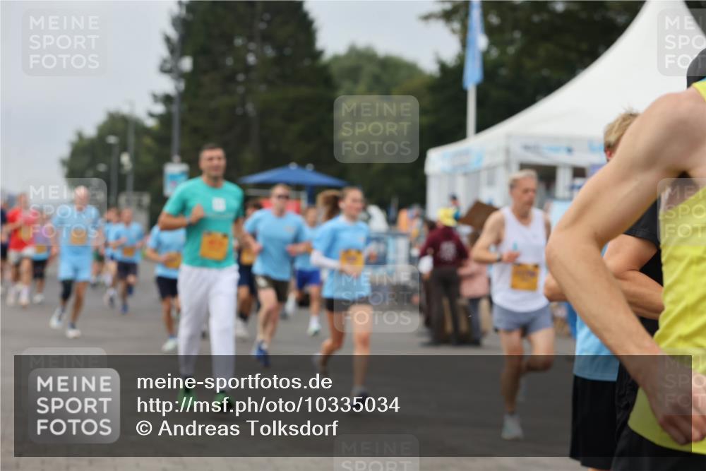 13.09.2026 - Kiel Lauf Andreas Tolksdorf http://msf.ph/oto/10335034 13.09.2026 09:52:50 Kiellinie  meine-sportfotos.de