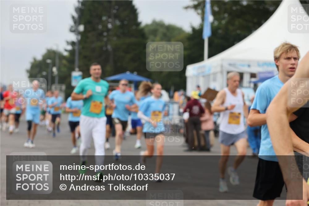 13.09.2026 - Kiel Lauf Andreas Tolksdorf http://msf.ph/oto/10335037 13.09.2026 09:52:50 Kiellinie  meine-sportfotos.de
