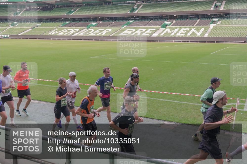 13.09.2026 - 21. swb-Marathon Bremen Michael Burmester http://msf.ph/oto/10335051 13.09.2026 13:09:23 Laufen im Stadion 164, 383, 391, 448, 532, 549, 551, 563, 625, 813, 869, 884, 898, 1025, 1072, 1124, 1150, 1180, 1285, 1289, 1398, 1559, 1688, 1867, 1880, 1899, 2041, 2208, 2215, 2229, 2232, 2243, 2366, 2380, 2413, 2429, 2441, 2467, 2471, 2525, 2530, 2553, 2573, 2594, 2611, 2635, 2692, 2714, 2717, 2727, 2782, 2785, 2823, 2841, 2897, 2920, 2930, 2931, 2941, 3032, 3063, 3067, 3086, 3291, 3316, 3333, 3398, 3437, 3707, 3769, 3857, 109 meine-sportfotos.de