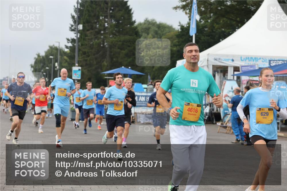 13.09.2026 - Kiel Lauf Andreas Tolksdorf http://msf.ph/oto/10335071 13.09.2026 09:52:51 Kiellinie 11855, 1454, 6509, 1067, 38, 4616, 38, 629 meine-sportfotos.de