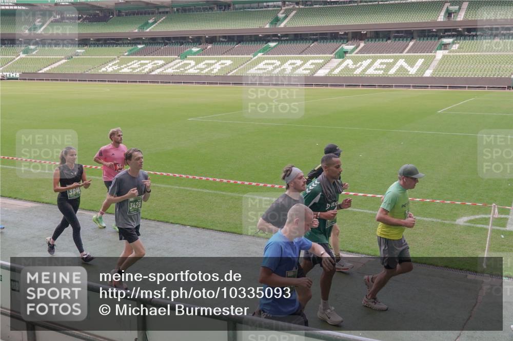 13.09.2026 - 21. swb-Marathon Bremen Michael Burmester http://msf.ph/oto/10335093 13.09.2026 13:09:27 Laufen im Stadion 164, 383, 391, 448, 532, 549, 551, 563, 625, 813, 869, 884, 898, 1025, 1072, 1124, 1150, 1180, 1285, 1289, 1398, 1559, 1688, 1855, 1867, 1880, 1899, 2041, 2208, 2215, 2229, 2232, 2243, 2268, 2366, 2380, 2413, 2429, 2441, 2467, 2471, 2525, 2530, 2553, 2573, 2594, 2635, 2692, 2714, 2717, 2727, 2782, 2785, 2823, 2841, 2897, 2920, 2930, 2931, 2941, 3032, 3063, 3067, 3086, 3291, 3316, 3333, 3398, 3437, 3707, 3769, 3857, 109 meine-sportfotos.de