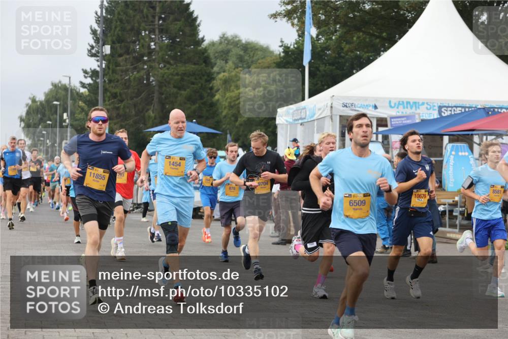 13.09.2026 - Kiel Lauf Andreas Tolksdorf http://msf.ph/oto/10335102 13.09.2026 09:52:53 Kiellinie 12308, 39, 11855, 203, 38, 1454, 9704, 878, 39, 10676, 6509, 0, 8581 meine-sportfotos.de