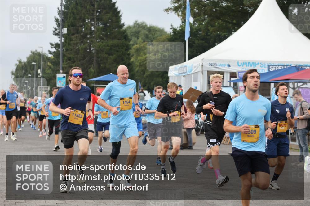 13.09.2026 - Kiel Lauf Andreas Tolksdorf http://msf.ph/oto/10335112 13.09.2026 09:52:53 Kiellinie 1230, 11855, 3353, 1454, 7330, 38, 09, 10676 meine-sportfotos.de