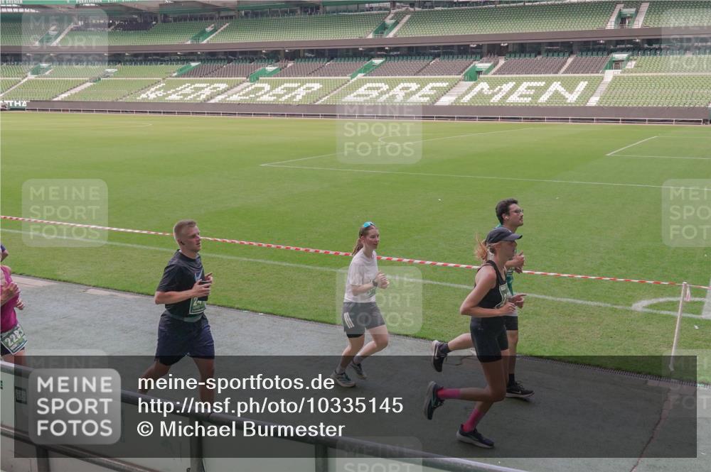 13.09.2026 - 21. swb-Marathon Bremen Michael Burmester http://msf.ph/oto/10335145 13.09.2026 13:09:34 Laufen im Stadion 164, 383, 391, 448, 532, 549, 551, 563, 625, 813, 869, 884, 898, 1025, 1072, 1124, 1150, 1180, 1289, 1398, 1559, 1688, 1855, 1867, 1880, 1899, 2041, 2208, 2229, 2232, 2243, 2268, 2380, 2413, 2429, 2441, 2467, 2471, 2525, 2530, 2553, 2573, 2594, 2635, 2692, 2714, 2717, 2727, 2785, 2823, 2841, 2897, 2920, 2930, 2931, 2941, 3032, 3063, 3067, 3086, 3291, 3316, 3333, 3398, 3437, 3707, 3769, 3857, 109 meine-sportfotos.de