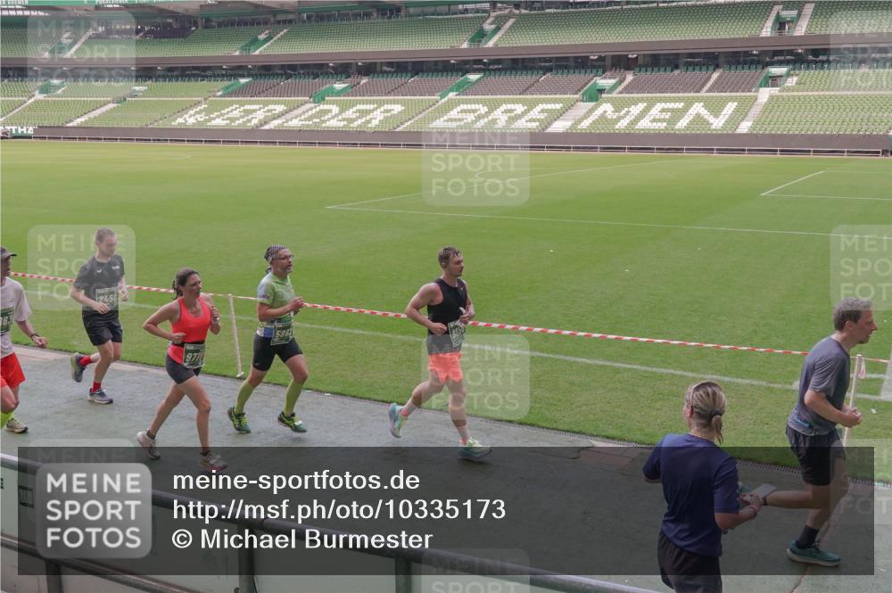 13.09.2026 - 21. swb-Marathon Bremen Michael Burmester http://msf.ph/oto/10335173 13.09.2026 13:09:37 Laufen im Stadion 164, 383, 391, 448, 532, 549, 563, 625, 813, 869, 884, 898, 1025, 1072, 1124, 1150, 1180, 1289, 1398, 1559, 1855, 1867, 1880, 1899, 2041, 2202, 2208, 2229, 2232, 2243, 2268, 2339, 2380, 2413, 2429, 2441, 2467, 2471, 2525, 2530, 2553, 2573, 2594, 2635, 2692, 2714, 2717, 2727, 2785, 2823, 2841, 2897, 2920, 2930, 2931, 2941, 3032, 3063, 3067, 3086, 3089, 3122, 3291, 3316, 3333, 3398, 3437, 3707, 3769, 3857, 109 meine-sportfotos.de