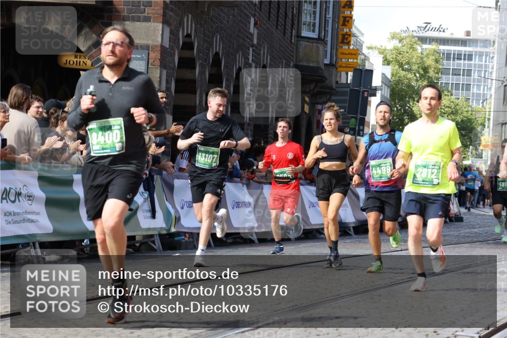 13.09.2026 - 21. swb-Marathon Bremen Strokosch-Dieckow http://msf.ph/oto/10335176 13.09.2026 13:17:38 Ziel 842, 2052, 3148, 4805, 6095, 6624, 6734, 6759, 6803, 8111, 8418, 8532, 8714, 771, 1297, 2125, 2812, 3051, 3192, 4286, 4374, 4498, 4499, 4620, 5530, 5817, 9505, 9595, 9596, 13041, 13107 meine-sportfotos.de