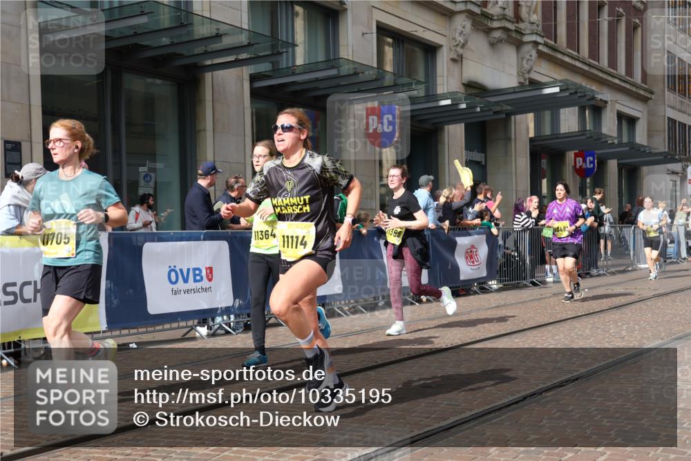 13.09.2026 - 21. swb-Marathon Bremen Strokosch-Dieckow http://msf.ph/oto/10335195 13.09.2026 11:04:34 Ziel 10198, 10283, 10315, 10465, 10481, 10729, 10741, 10850, 10855, 10856, 10940, 10975, 11006, 11133, 11272, 11364, 11366, 11395, 11518, 11592, 11705, 11757, 11939, 12002, 12005, 12064, 12235, 12420, 12493, 12495, 12498, 12500, 12502, 12522, 12563, 10160, 10182, 10245, 10291, 10526, 10613, 10711, 10755, 10877, 11114, 11214, 11215, 11248, 11336, 11364, 11410, 11720, 11740, 11761, 11991, 12009, 12929 meine-sportfotos.de