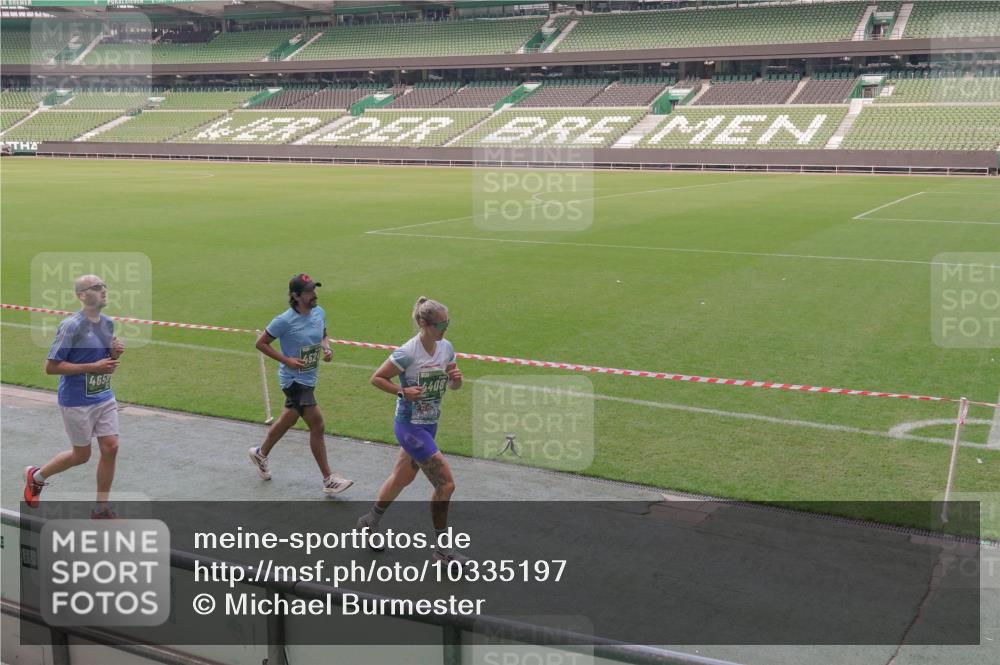 13.09.2026 - 21. swb-Marathon Bremen Michael Burmester http://msf.ph/oto/10335197 13.09.2026 13:09:40 Laufen im Stadion 164, 383, 391, 448, 532, 549, 563, 625, 813, 869, 884, 898, 1025, 1072, 1124, 1150, 1180, 1289, 1398, 1559, 1855, 1867, 1880, 1899, 2041, 2202, 2208, 2229, 2232, 2243, 2268, 2339, 2380, 2413, 2429, 2441, 2467, 2471, 2525, 2530, 2553, 2573, 2594, 2635, 2682, 2692, 2714, 2717, 2727, 2785, 2823, 2841, 2897, 2920, 2930, 2931, 2941, 3032, 3063, 3067, 3086, 3089, 3122, 3291, 3316, 3333, 3398, 3410, 3437, 3707, 3769, 3857, 109 meine-sportfotos.de