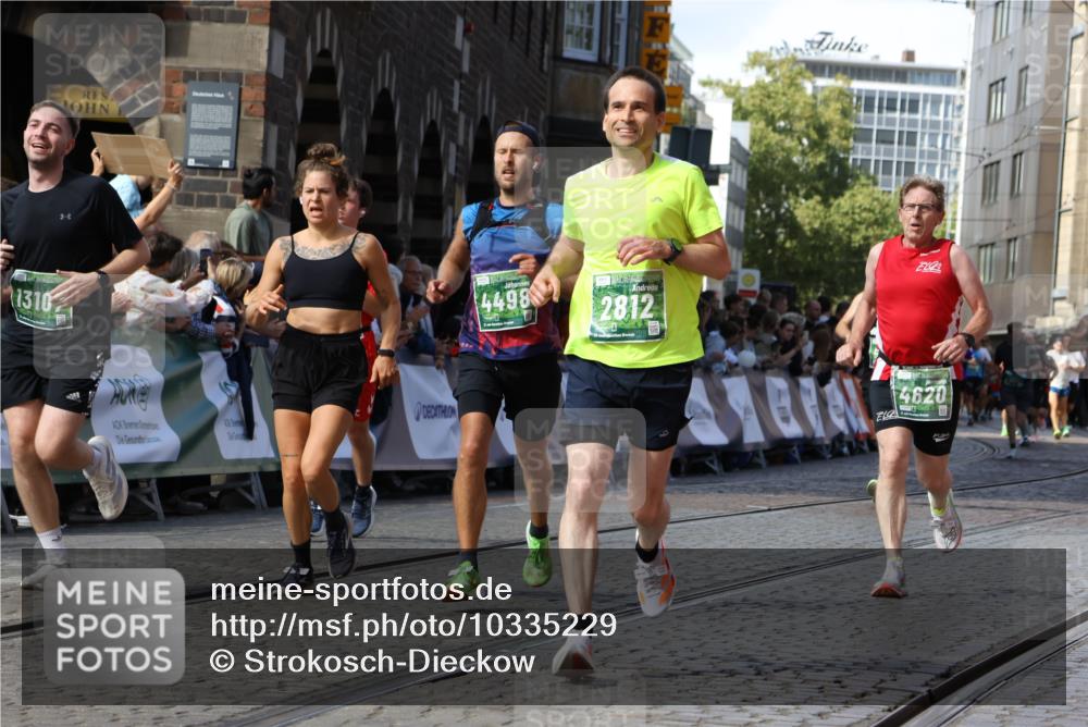 13.09.2026 - 21. swb-Marathon Bremen Strokosch-Dieckow http://msf.ph/oto/10335229 13.09.2026 13:17:39 Ziel 842, 2052, 3148, 4805, 6095, 6624, 6734, 6759, 6803, 8253, 8418, 8532, 8714, 2125, 2812, 3051, 3192, 4286, 4374, 4498, 4499, 4620, 5530, 5817, 9505, 9595, 9596, 13041, 13107 meine-sportfotos.de