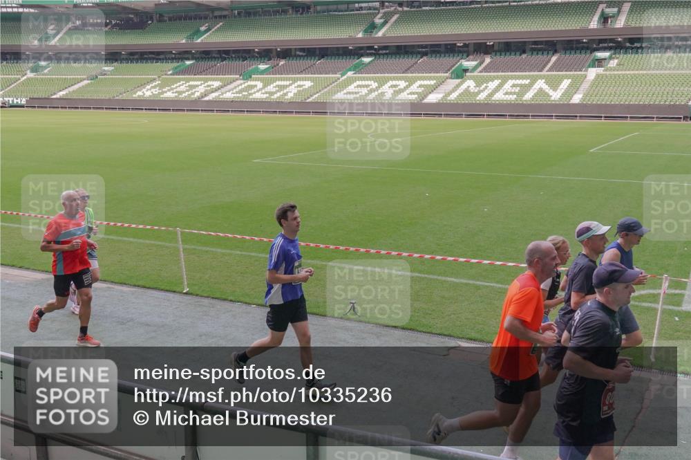 13.09.2026 - 21. swb-Marathon Bremen Michael Burmester http://msf.ph/oto/10335236 13.09.2026 13:09:44 Laufen im Stadion 164, 383, 391, 448, 532, 549, 563, 625, 813, 869, 898, 1025, 1072, 1124, 1150, 1180, 1289, 1398, 1559, 1855, 1867, 1880, 1894, 1899, 2041, 2202, 2208, 2229, 2232, 2243, 2268, 2284, 2339, 2342, 2380, 2413, 2429, 2441, 2467, 2471, 2525, 2530, 2553, 2573, 2594, 2682, 2692, 2714, 2717, 2727, 2785, 2823, 2841, 2897, 2920, 2930, 2931, 2932, 2941, 3032, 3063, 3067, 3086, 3089, 3122, 3291, 3316, 3333, 3398, 3410, 3437, 3707, 3769, 3857, 109 meine-sportfotos.de