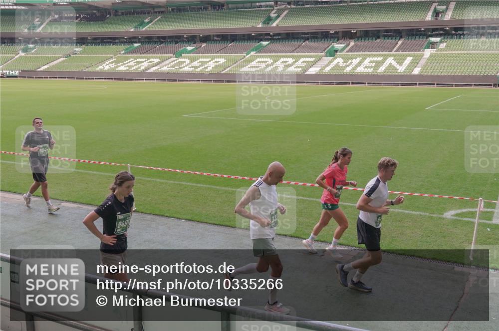 13.09.2026 - 21. swb-Marathon Bremen Michael Burmester http://msf.ph/oto/10335266 13.09.2026 13:09:49 Laufen im Stadion 164, 383, 391, 448, 532, 549, 563, 625, 813, 869, 898, 1025, 1072, 1124, 1150, 1180, 1289, 1398, 1559, 1855, 1867, 1880, 1894, 1899, 1967, 2202, 2208, 2232, 2243, 2268, 2284, 2339, 2342, 2380, 2413, 2429, 2441, 2467, 2471, 2525, 2530, 2553, 2573, 2594, 2654, 2682, 2692, 2714, 2717, 2785, 2819, 2823, 2841, 2897, 2920, 2930, 2931, 2932, 2941, 3032, 3063, 3067, 3086, 3089, 3122, 3291, 3316, 3333, 3370, 3398, 3410, 3437, 3707, 3769, 3857, 109 meine-sportfotos.de
