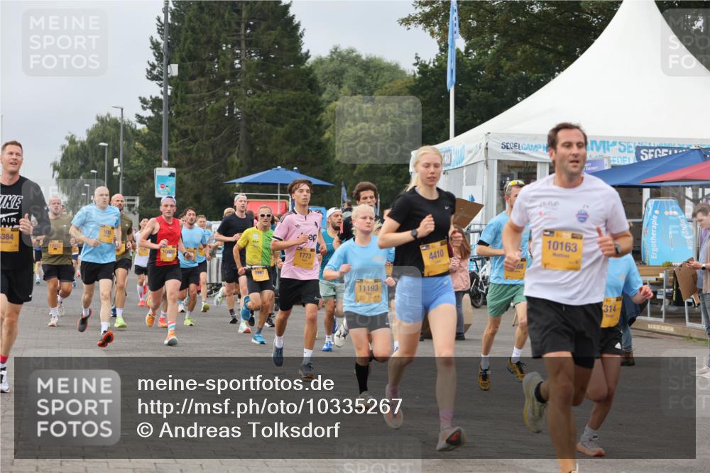 13.09.2026 - Kiel Lauf Andreas Tolksdorf http://msf.ph/oto/10335267 13.09.2026 09:52:59 Kiellinie 384, 10552, 900, 6344, 10489, 8862, 1773, 11193, 4410, 10163, 314 meine-sportfotos.de