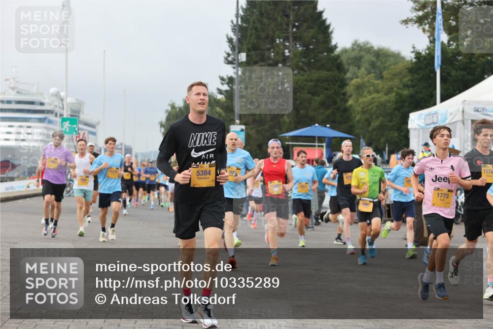 13.09.2026 - Kiel Lauf Andreas Tolksdorf http://msf.ph/oto/10335289 13.09.2026 09:53:00 Kiellinie 1498, 12120, 38, 5384, 10489, 62, 39, 1773, 31, 1174 meine-sportfotos.de