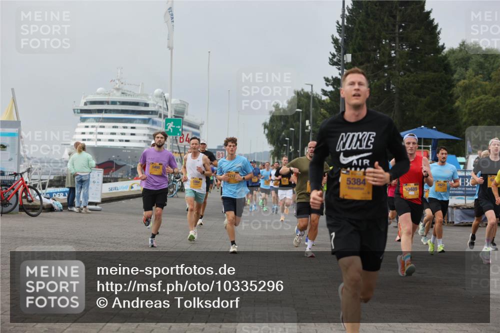 13.09.2026 - Kiel Lauf Andreas Tolksdorf http://msf.ph/oto/10335296 13.09.2026 09:53:00 Kiellinie 1498, 13, 4, 3, 5864, 1212, 5384, 10489, 3923 meine-sportfotos.de