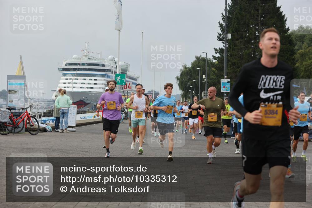 13.09.2026 - Kiel Lauf Andreas Tolksdorf http://msf.ph/oto/10335312 13.09.2026 09:53:01 Kiellinie 1498, 4, 83, 5864, 2120, 10552, 5384, 3923 meine-sportfotos.de