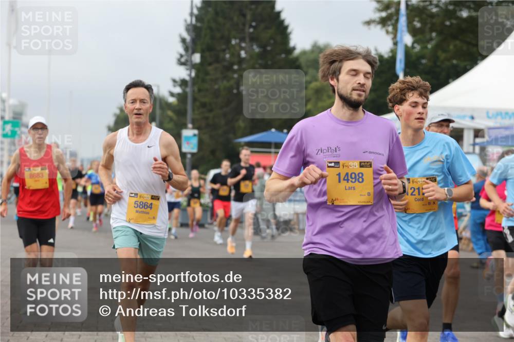 13.09.2026 - Kiel Lauf Andreas Tolksdorf http://msf.ph/oto/10335382 13.09.2026 09:53:04 Kiellinie 8683, 5864, 438, 1498, 4, 38, 21 meine-sportfotos.de