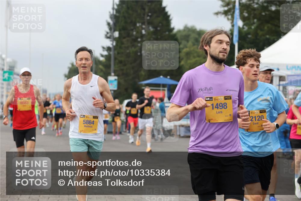 13.09.2026 - Kiel Lauf Andreas Tolksdorf http://msf.ph/oto/10335384 13.09.2026 09:53:04 Kiellinie 8683, 38, 5864, 38, 1498, 38, 2120 meine-sportfotos.de