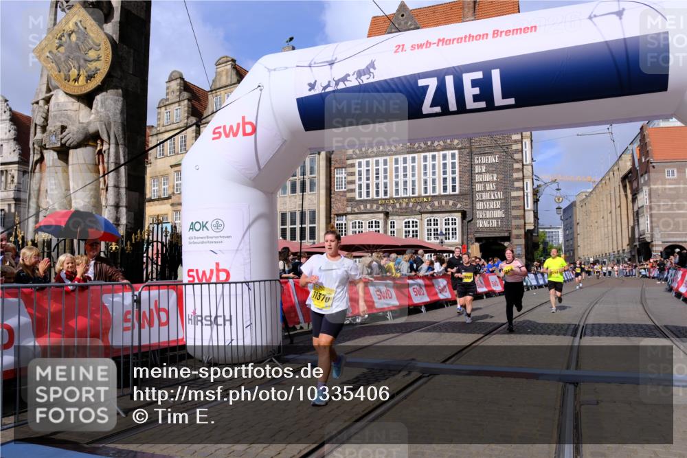 13.09.2026 - 21. swb-Marathon Bremen Tim E. http://msf.ph/oto/10335406 13.09.2026 11:07:02 Ziel 10323, 10378, 10654, 10663, 10795, 10849, 10989, 11021, 11066, 11370, 12124, 12146, 12219, 12249 meine-sportfotos.de
