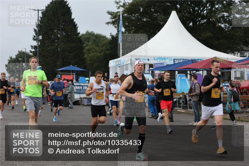13.09.2026 - Kiel Lauf Andreas Tolksdorf http://msf.ph/oto/10335433 13.09.2026 09:53:08 Kiellinie 10233, 10780, 9866, 5213, 9835, 556 meine-sportfotos.de