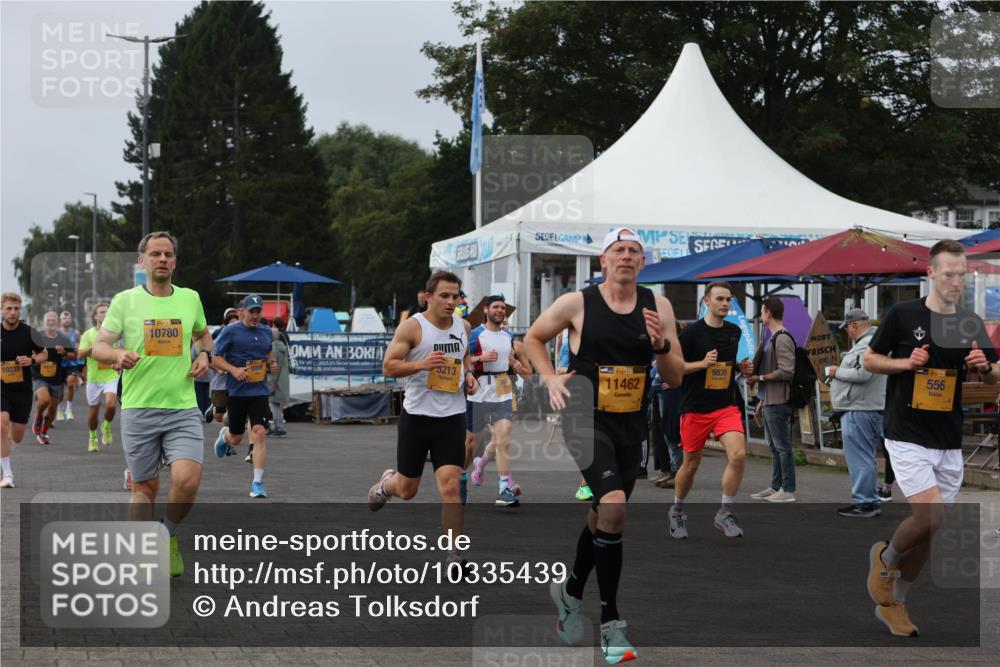 13.09.2026 - Kiel Lauf Andreas Tolksdorf http://msf.ph/oto/10335439 13.09.2026 09:53:08 Kiellinie 10233, 4471, 10780, 5213, 38, 9835, 11462, 1, 39, 556 meine-sportfotos.de