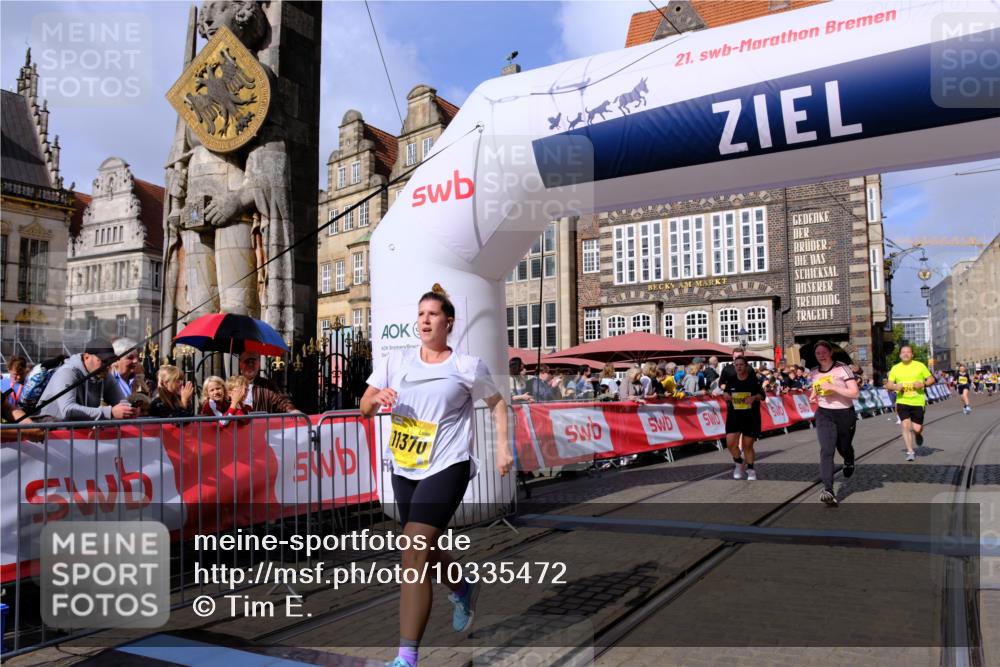 13.09.2026 - 21. swb-Marathon Bremen Tim E. http://msf.ph/oto/10335472 13.09.2026 11:07:03 Ziel 10323, 10378, 10654, 10663, 10795, 10849, 10989, 11021, 11066, 11370, 12124, 12146, 12219, 12249 meine-sportfotos.de