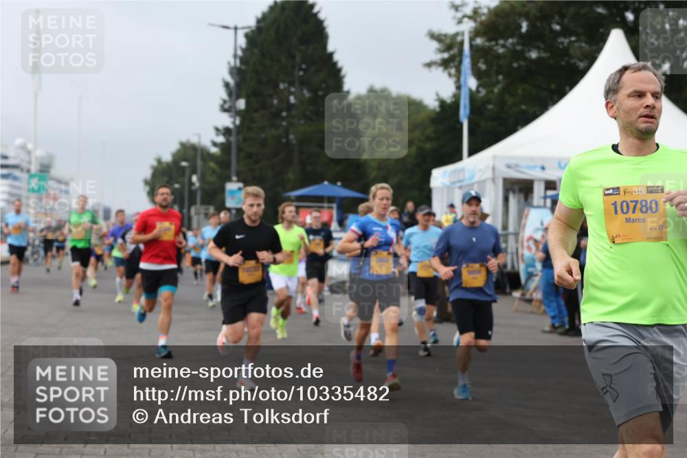 13.09.2026 - Kiel Lauf Andreas Tolksdorf http://msf.ph/oto/10335482 13.09.2026 09:53:10 Kiellinie 10233, 10780 meine-sportfotos.de