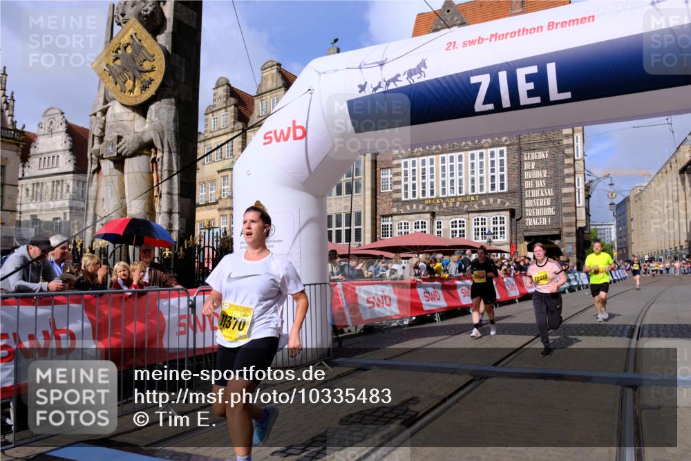 13.09.2026 - 21. swb-Marathon Bremen Tim E. http://msf.ph/oto/10335483 13.09.2026 11:07:03 Ziel 10323, 10378, 10654, 10663, 10795, 10849, 10989, 11021, 11066, 11370, 12124, 12146, 12219, 12249 meine-sportfotos.de