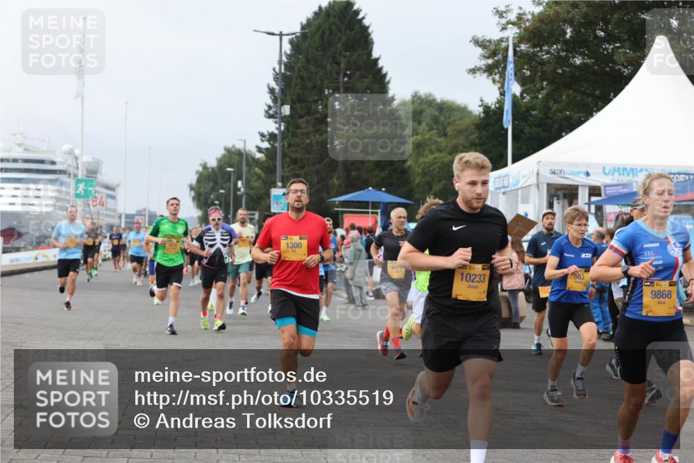 13.09.2026 - Kiel Lauf Andreas Tolksdorf http://msf.ph/oto/10335519 13.09.2026 09:53:11 Kiellinie 84, 38, 1300, 2072, 447, 39, 10233, 563, 9868 meine-sportfotos.de
