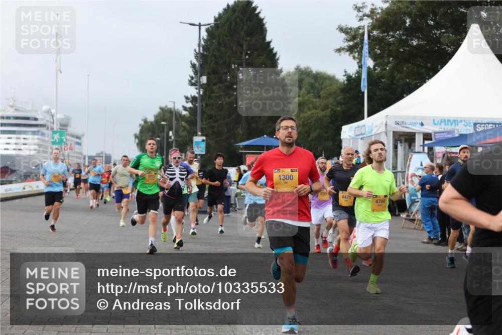 13.09.2026 - Kiel Lauf Andreas Tolksdorf http://msf.ph/oto/10335533 13.09.2026 09:53:12 Kiellinie 84, 2072, 39, 1300, 8761, 4471, 4744 meine-sportfotos.de