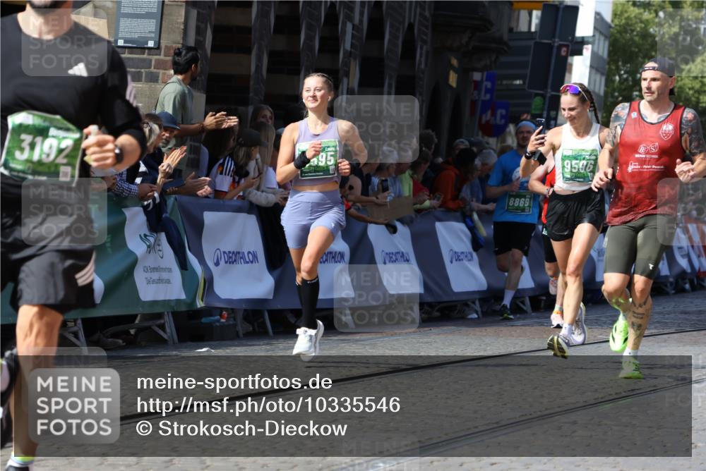 13.09.2026 - 21. swb-Marathon Bremen Strokosch-Dieckow http://msf.ph/oto/10335546 13.09.2026 13:17:50 Ziel 560, 771, 842, 1297, 2008, 2234, 3148, 3760, 4171, 5041, 5550, 6095, 6803, 7901, 8100, 8250, 8253, 8446, 8532, 8714, 9075, 9400, 948, 1631, 1797, 2001, 2634, 3514, 4131, 4733, 5935, 5948, 6290, 6448, 8805, 8869, 9595, 9596, 9837, 13041 meine-sportfotos.de
