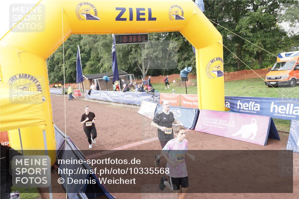13.09.2026 - Airport Race Dennis Weichert http://msf.ph/oto/10335568 13.09.2026 10:34:25 Ziel 5034, 5122, 5220, 5355, 5356, 5382 meine-sportfotos.de