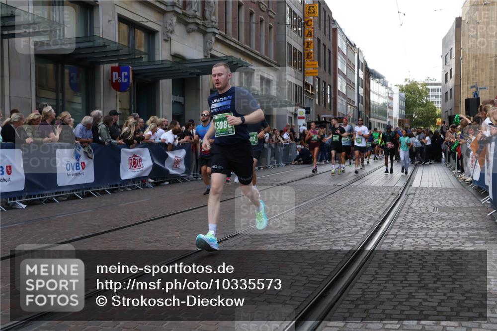 13.09.2026 - 21. swb-Marathon Bremen Strokosch-Dieckow http://msf.ph/oto/10335573 13.09.2026 13:24:57 Ziel 260, 1080, 1119, 1166, 1436, 1448, 1658, 2046, 2322, 3105, 3168, 3187, 4091, 4294, 4459, 4507, 4918, 6113, 6380, 7252, 7306, 7326, 8245, 8357, 8695, 8769, 9036, 9073, 9299, 9360, 9460, 9493, 9563, 13025, 13088, 282, 972, 1264, 1516, 2280, 2761, 3015, 4113, 4198, 4262, 4277, 4507, 4973, 5328, 5664, 6079, 6360, 6544, 6626, 6807, 6943, 7409, 7854, 8636, 8853, 9152, 9541, 10097, 10103 meine-sportfotos.de