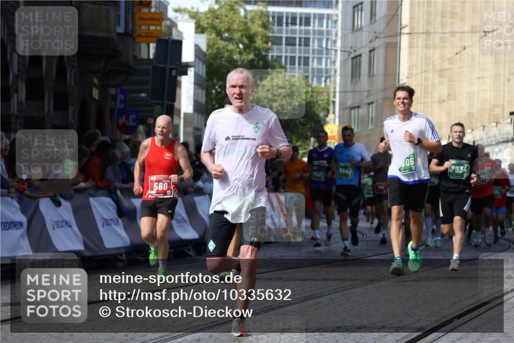13.09.2026 - 21. swb-Marathon Bremen Strokosch-Dieckow http://msf.ph/oto/10335632 13.09.2026 13:17:54 Ziel 560, 771, 1297, 2008, 2125, 2234, 2812, 3760, 4171, 4498, 4499, 4620, 5041, 5550, 5817, 6803, 7901, 8100, 8250, 8253, 8446, 8532, 8714, 9075, 9400, 9505, 13107, 948, 1631, 1797, 1872, 2001, 2260, 2634, 2671, 3241, 3514, 3634, 4131, 4733, 5292, 5695, 5935, 5948, 6152, 6290, 6448, 8094, 8805, 8869, 8943, 8944, 9837 meine-sportfotos.de