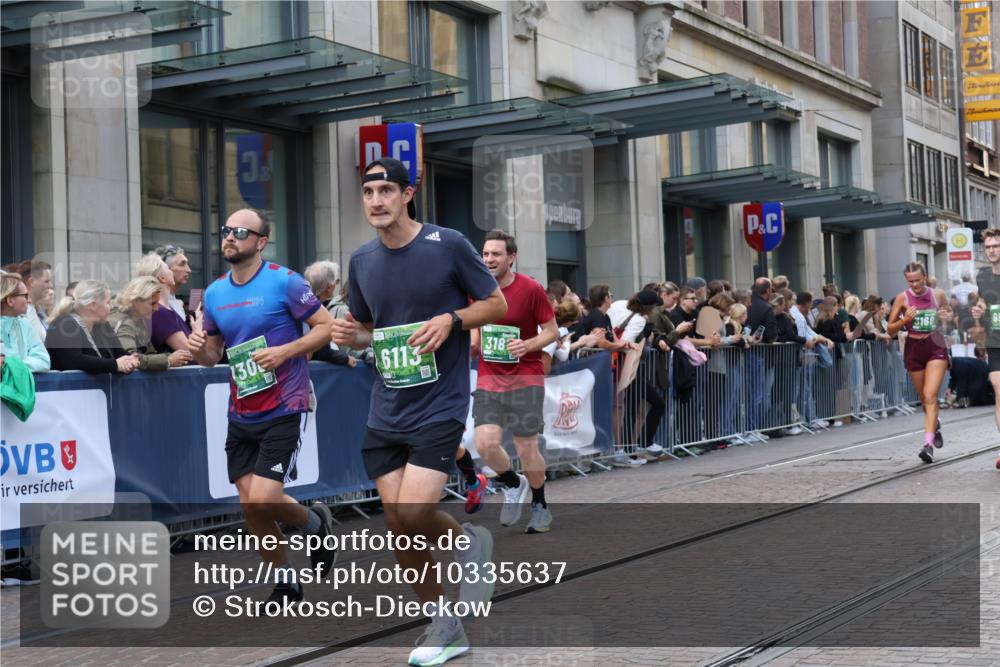 13.09.2026 - 21. swb-Marathon Bremen Strokosch-Dieckow http://msf.ph/oto/10335637 13.09.2026 13:24:59 Ziel 260, 1080, 1119, 1166, 1436, 1448, 1650, 1658, 2046, 2322, 3105, 3168, 3187, 4091, 4294, 4459, 4918, 6113, 6380, 7252, 7306, 7326, 8245, 8357, 8695, 8769, 9036, 9073, 9299, 9360, 9460, 9468, 9493, 9563, 13025, 13088, 282, 972, 1264, 1516, 2280, 2761, 3015, 4113, 4198, 4262, 4277, 4507, 4973, 5328, 5664, 6079, 6360, 6544, 6626, 6807, 6943, 7409, 7854, 8853, 9152, 9541, 10103 meine-sportfotos.de