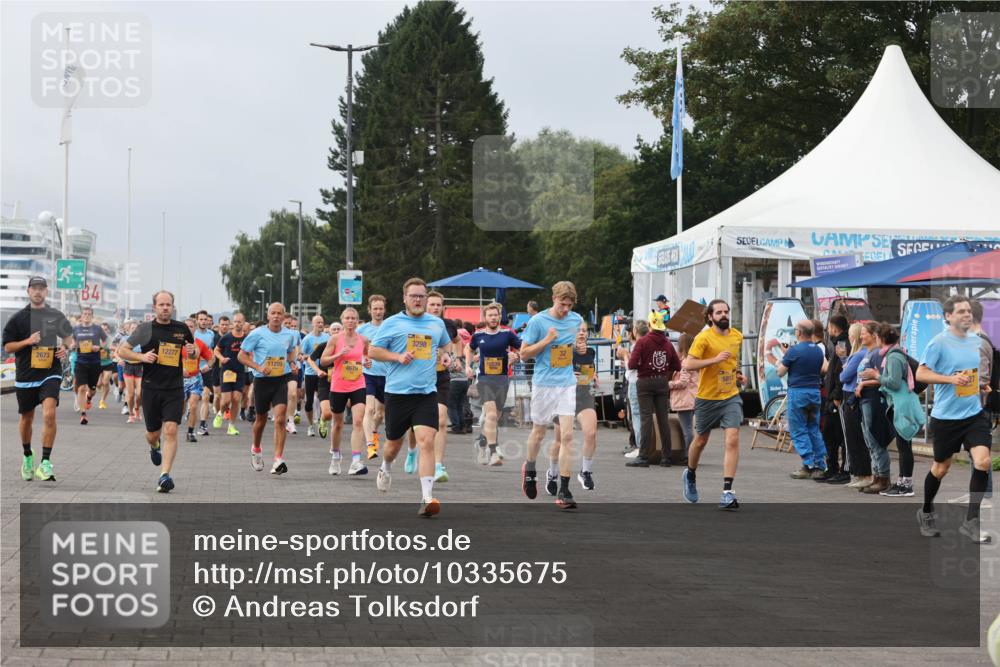 13.09.2026 - Kiel Lauf Andreas Tolksdorf http://msf.ph/oto/10335675 13.09.2026 09:53:18 Kiellinie 2673, 4, 12277, 11299, 4679, 3298, 5813 meine-sportfotos.de
