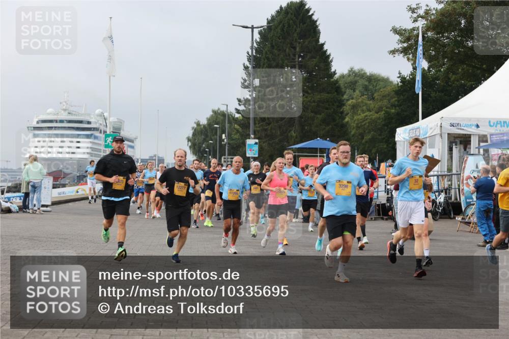 13.09.2026 - Kiel Lauf Andreas Tolksdorf http://msf.ph/oto/10335695 13.09.2026 09:53:19 Kiellinie 673, 12277, 2441, 11299, 3298 meine-sportfotos.de