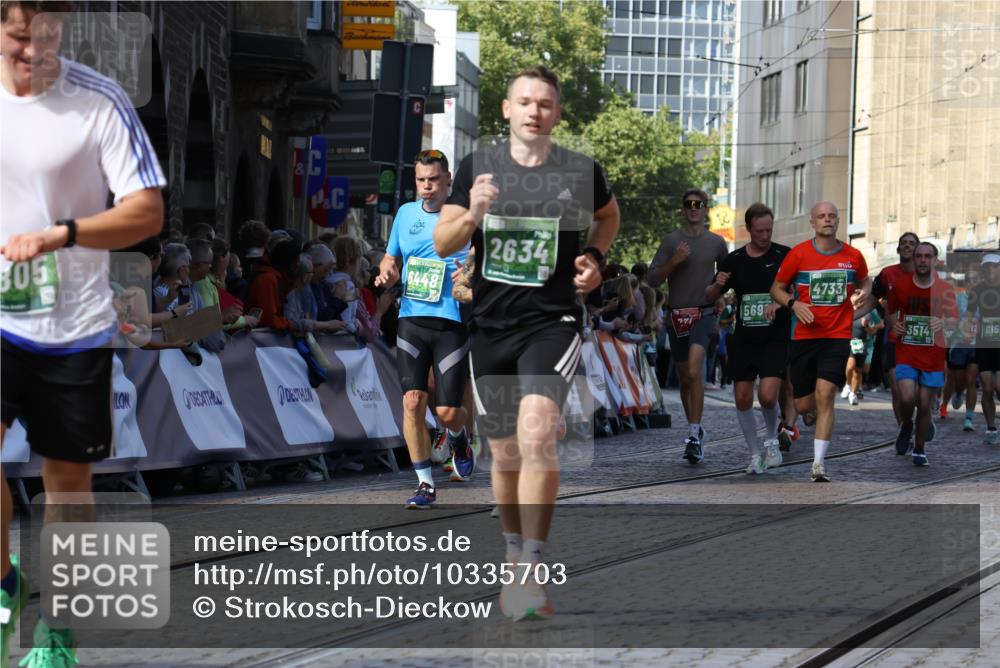 13.09.2026 - 21. swb-Marathon Bremen Strokosch-Dieckow http://msf.ph/oto/10335703 13.09.2026 13:17:57 Ziel 560, 771, 1297, 2008, 2125, 2234, 2812, 3760, 4171, 4498, 4499, 4620, 5041, 5550, 5817, 7901, 8100, 8250, 8253, 8446, 8714, 9075, 9400, 9505, 13107, 1631, 1872, 2260, 2634, 2671, 3241, 3458, 3514, 3634, 4131, 4733, 5292, 5695, 5948, 6152, 6290, 6448, 8094, 8805, 8943, 8944, 9134, 9609 meine-sportfotos.de