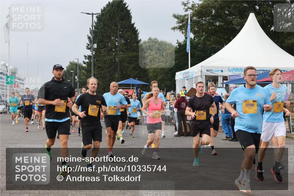 13.09.2026 - Kiel Lauf Andreas Tolksdorf http://msf.ph/oto/10335744 13.09.2026 09:53:20 Kiellinie 2, 3, 4, 073, 12277, 11299, 4679, 9438, 3298, 32 meine-sportfotos.de